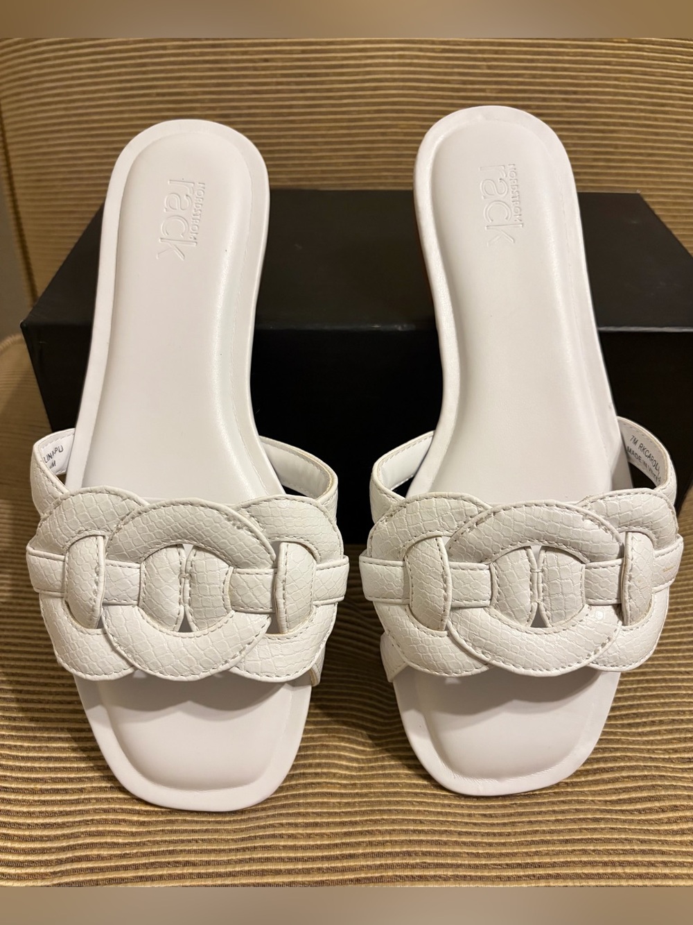 NWT Nordstrom Rack Women’s Carolina Leather Slide Sandal - Size 7